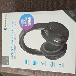 DIGITAL PRODUCTS INTERNATIONAL BRAND NOISE CANCELING BLUETOOTH HEADPHONES